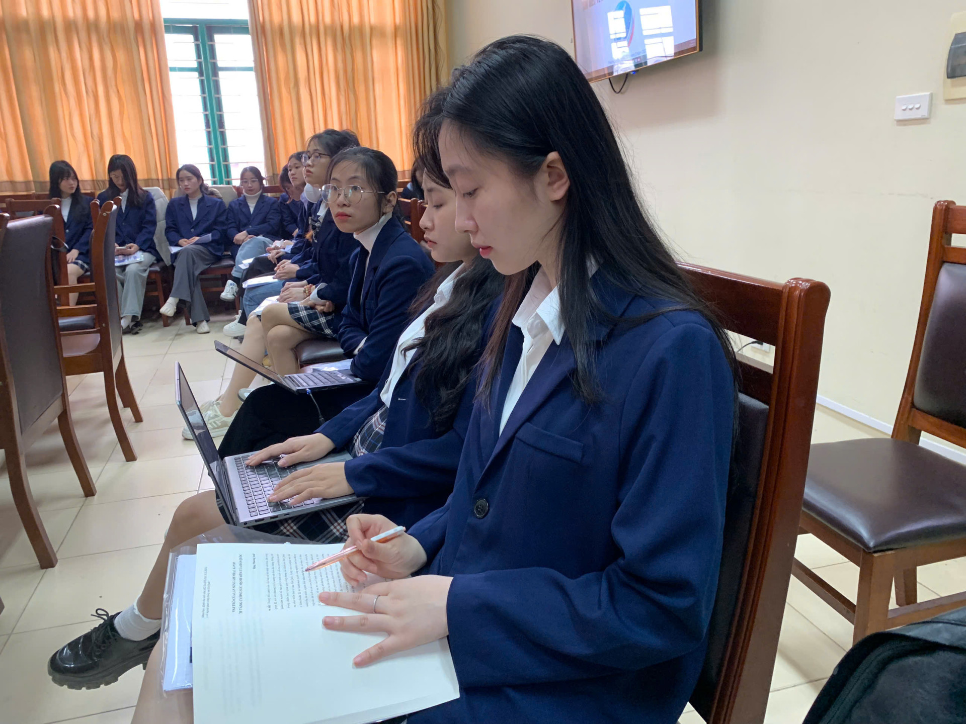 44f63f08fded4db314fc115