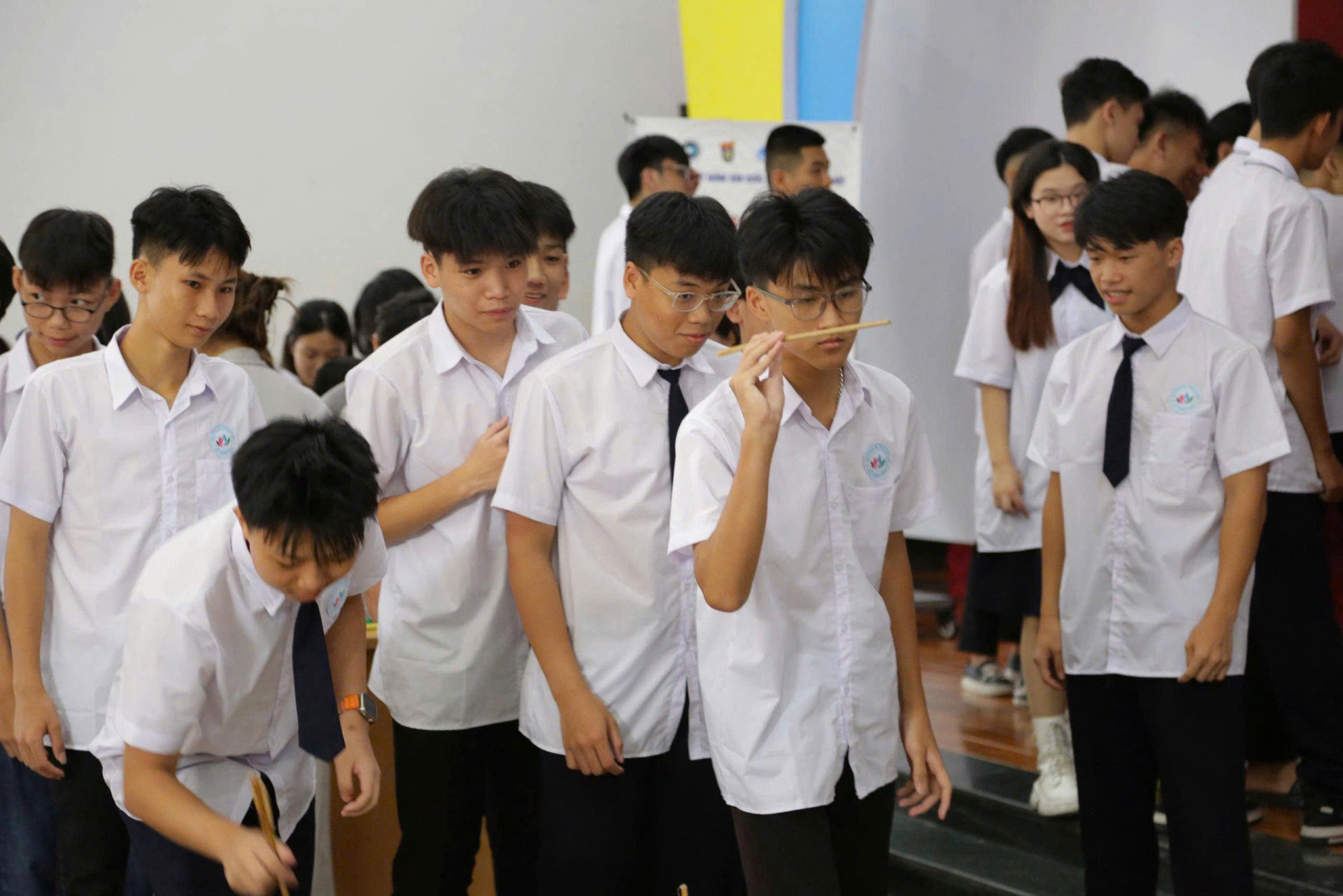 d39634bccb8544db1d94