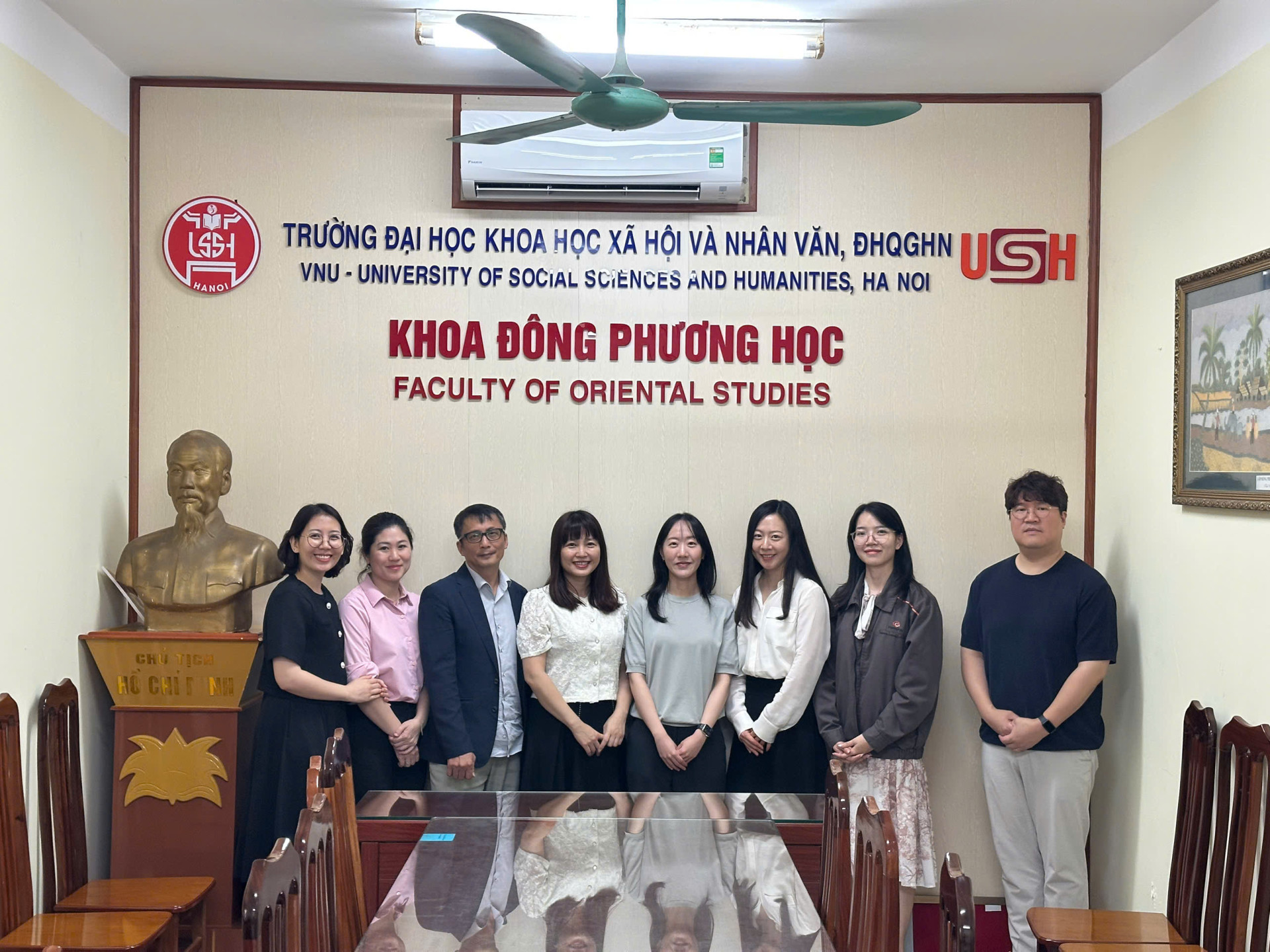 NGÀNH HÀN QUỐC HỌC LÀM VIỆC VỚI CÔNG TY HANWHA AERO ENGINES, MỞ RA NHIỀU CƠ HỘI HỢP TÁC CHO SINH VIÊN
