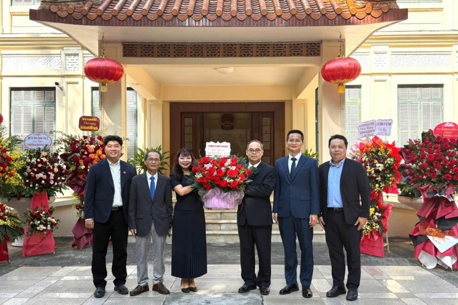CHÚC MỪNG QUỐC KHÁNH LẦN THỨ 77 NƯỚC CỘNG HÒA NHÂN DÂN TRUNG HOA